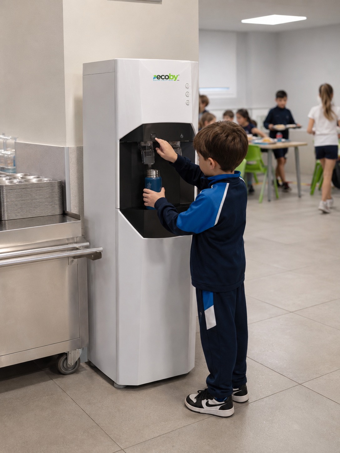 Dispensador ECOBY JUMBO MAX 13 en comedor de colegio en Canarias